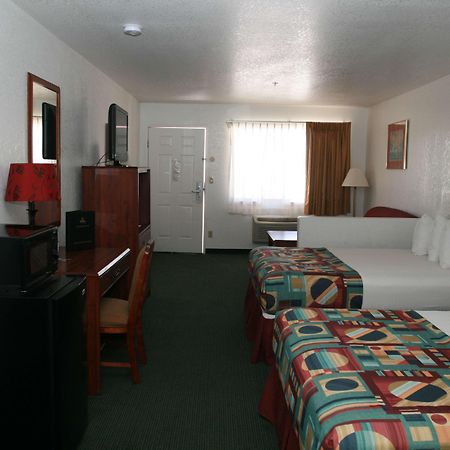Best Western Colorado River Inn Needles Room photo